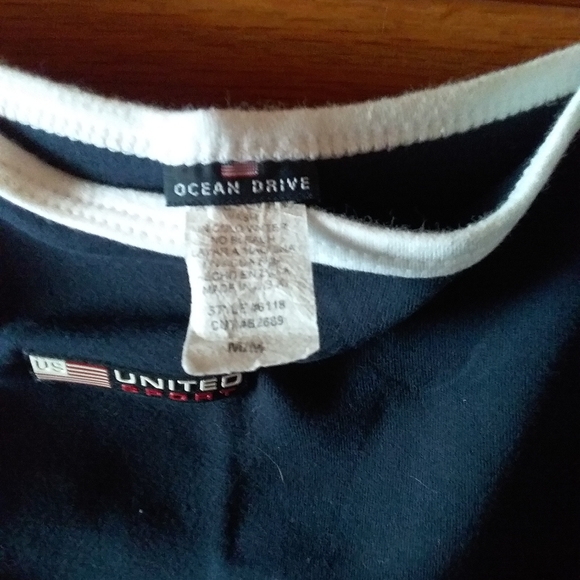 Beach coverup - Picture 2 of 3